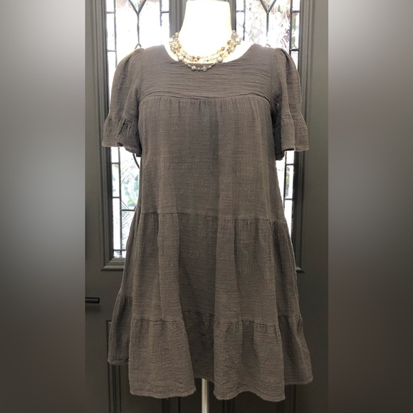Olivaceous Dresses & Skirts - Olivaceous Ruffle Short Sleeve Textured Tiered Dress